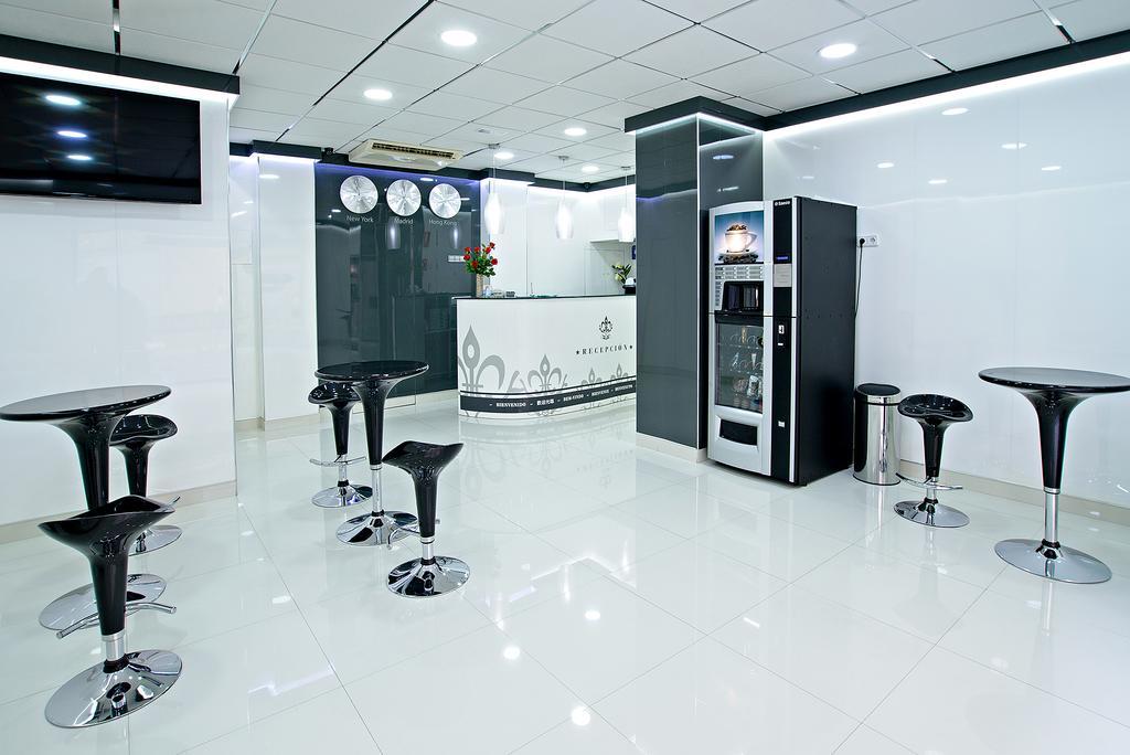 Hostal Carrizo เอลดา ภายนอก รูปภาพ