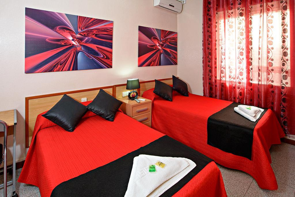 Hostal Carrizo เอลดา ภายนอก รูปภาพ